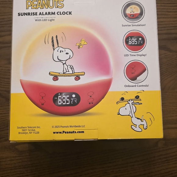 Peanuts Snoopy LED Alarm Clock with Color Options - Picture 3 of 4